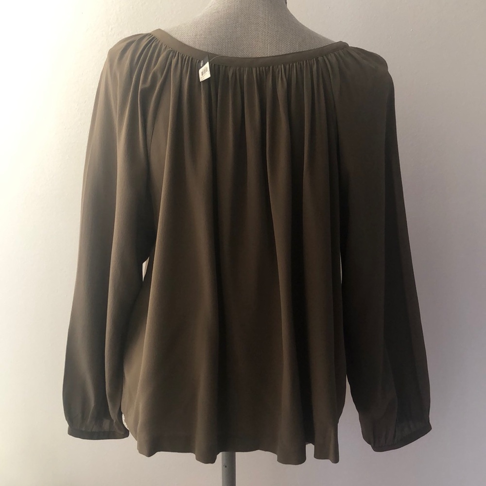 NWT Club Monaco “Bolari” Silk Top - Picture 3 of 4